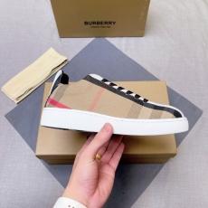 Burberry Low Shoes